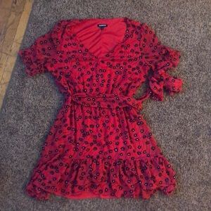 Beautiful Red tie dress from Express sz med